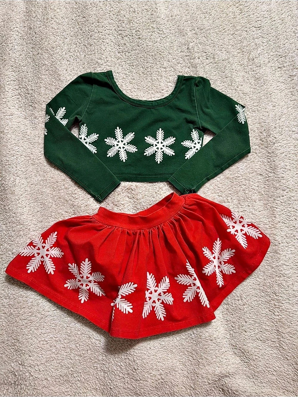 Wild Rich Kids 2-Piece Snowflake Print Long-Sleeve Top & Skirt Set 5/6